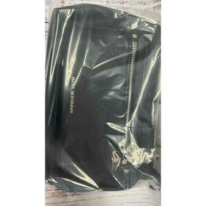 Dana Buchman Black Leather Crossbody Shoulder Bag Zip Around‎ Pockets